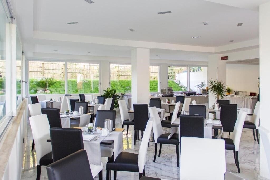 Фотография Villa Chiara 4*