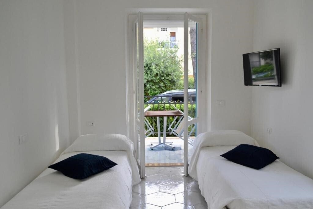 Фотография Case Vacanze Ganimede Sperlonga 3*