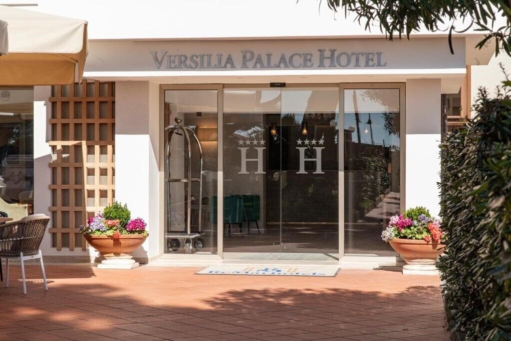 Фото Versilia Palace 4*