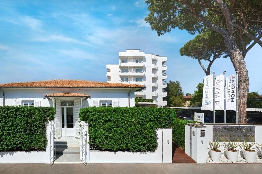 Фото Mondial Resort & SPA (Marina di Pietrasanta) 4*
