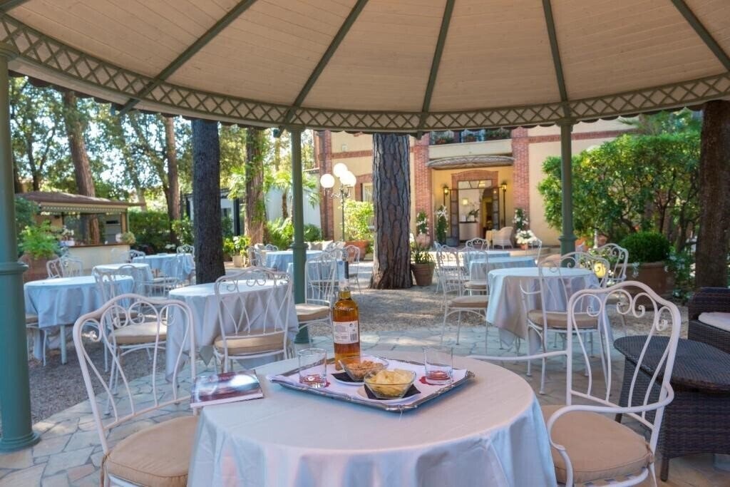 Фото Hotel Villa Tiziana 3*