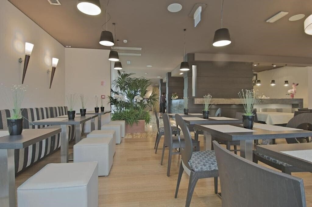 Изображение Zen Versilia 4*