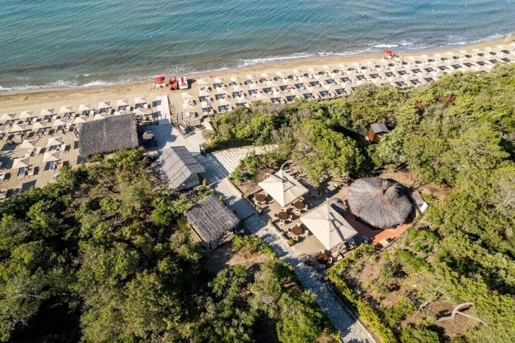 Готель Roccamare Resort 4*