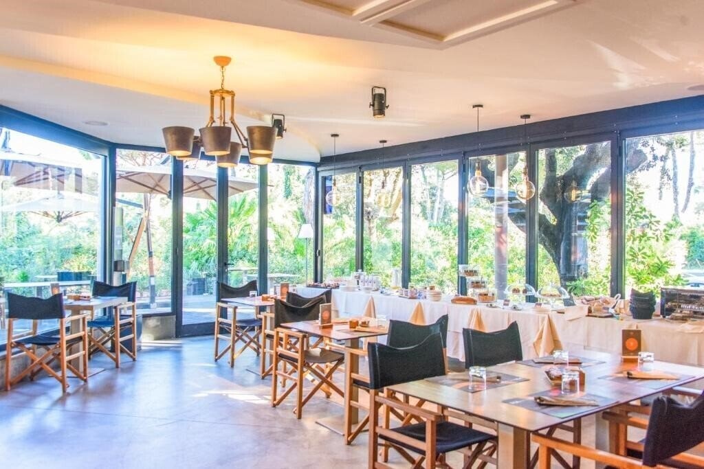 Фото Wellness Resort Riva Degli Etruschi 3*