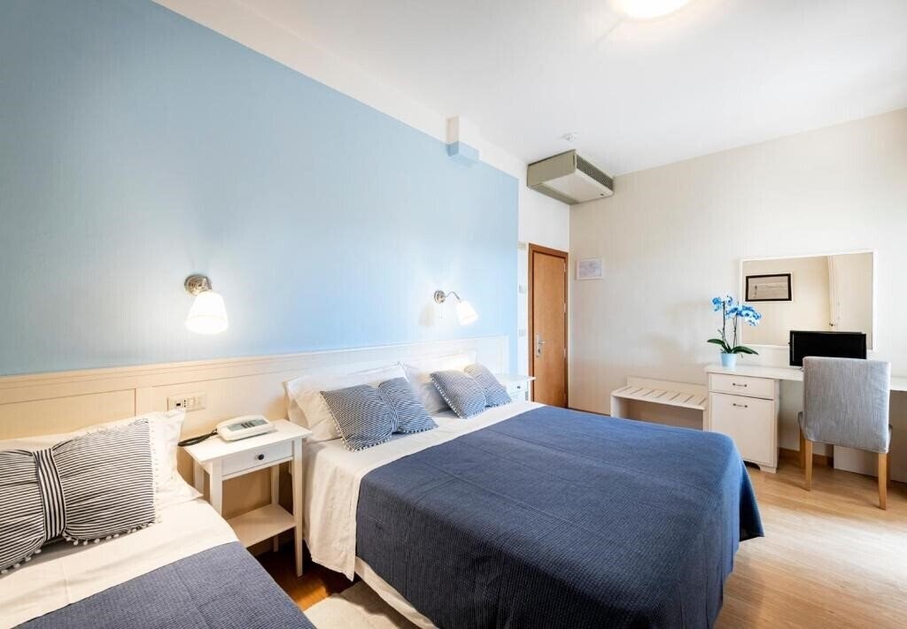 Фото Andreaneri 3*