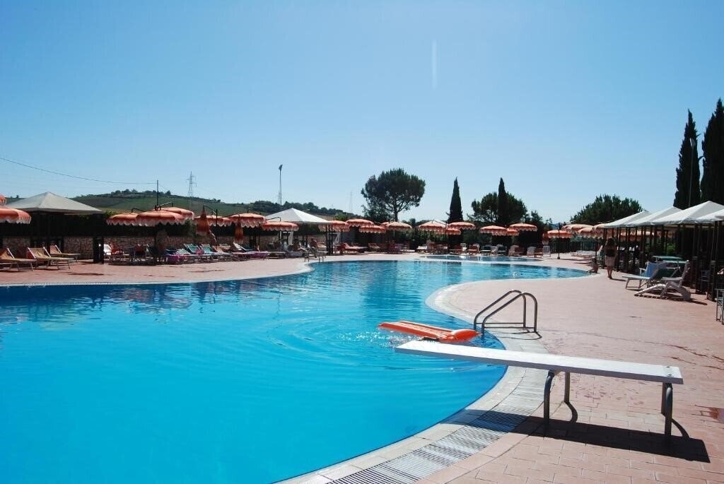 Фотографія Fattoria Belvedere 4*