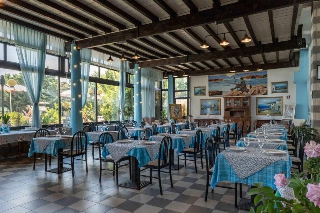 Фотографія Hotel Riva Etrusca (ex. Hotel Hermitage Marina di Bibbona) 4*