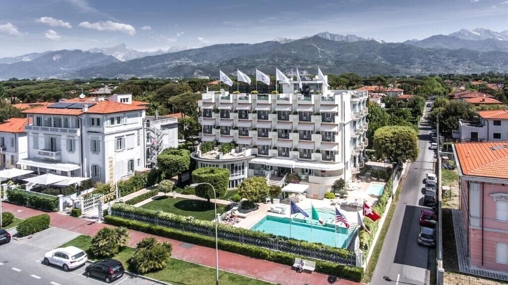 Фотографія Il Negresco Hotel (Forte Dei Marmi) 4*