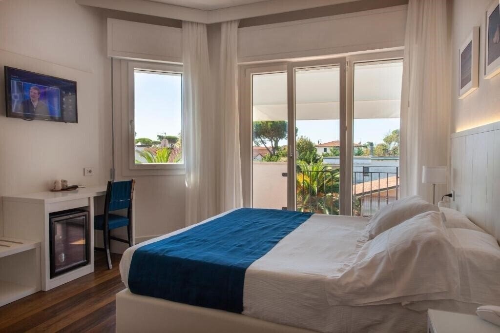Фото Tarabella Hotel (Forte Dei Marmi) 3*