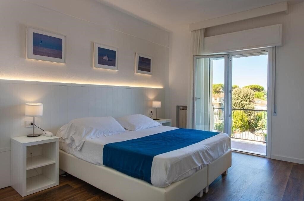 Картинка Tarabella Hotel (Forte Dei Marmi) 3*