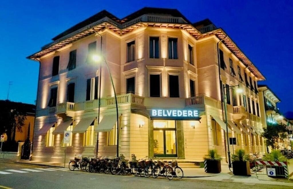 Отель Hotel Belvedere (Forte Dei Marmi) 4*