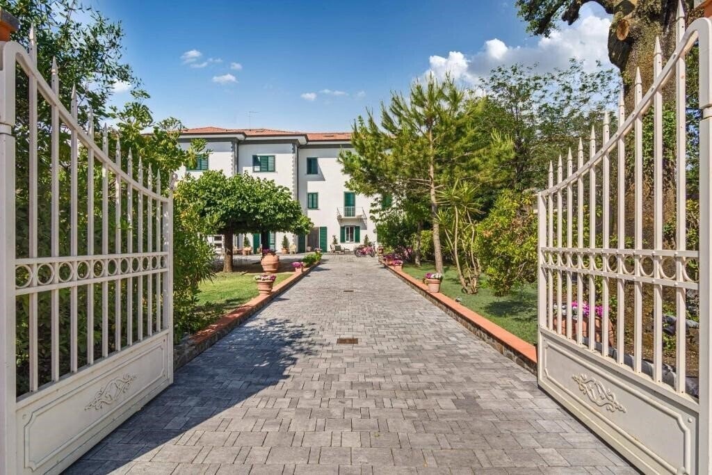 Отель Hotel Bellonda (Forte Dei Marmi) 4*