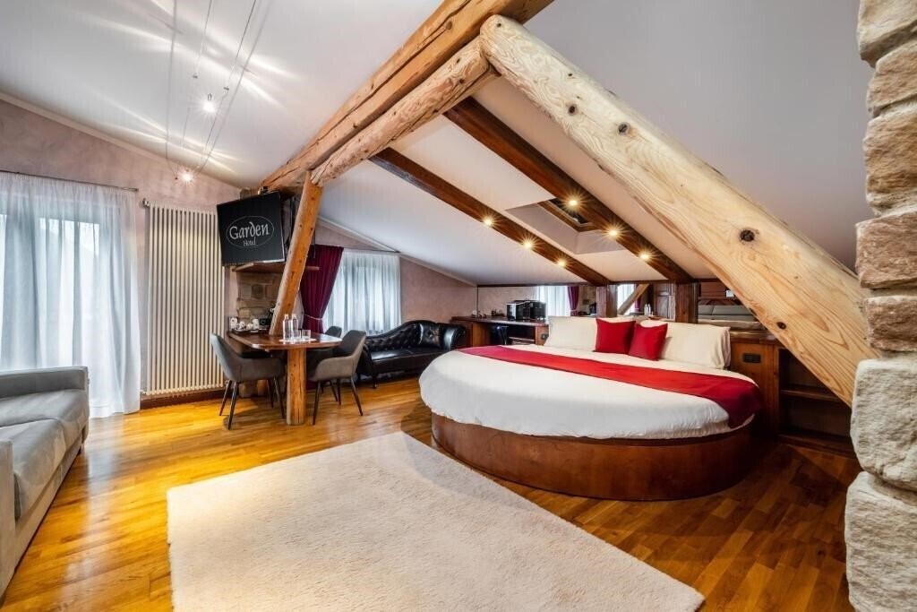 Картинка Garden 3*
