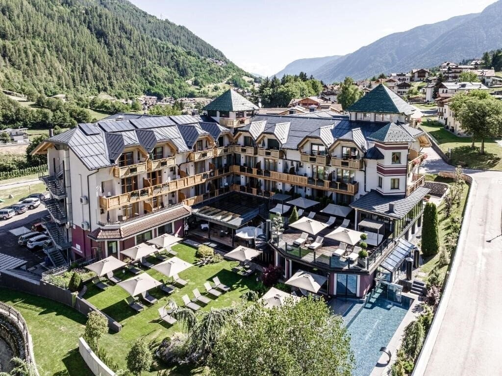 Фотография Tevini Dolomites Charming Hotel 4*