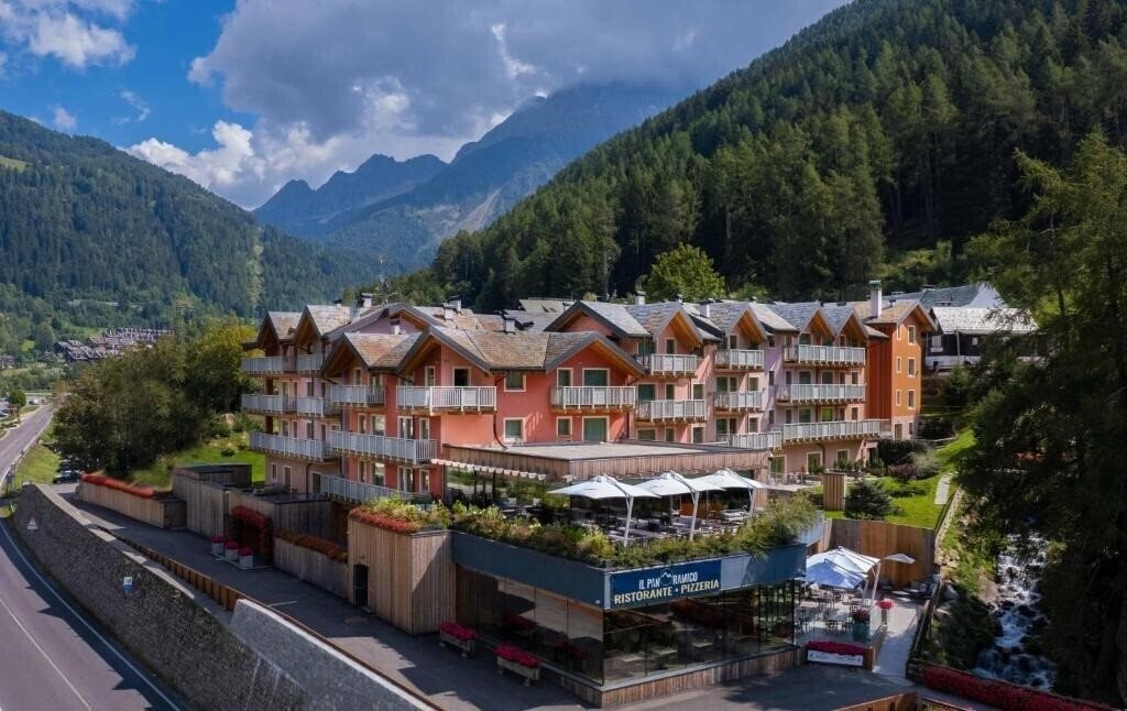 Отель Adamello Ponte di Legno Hotel 4*