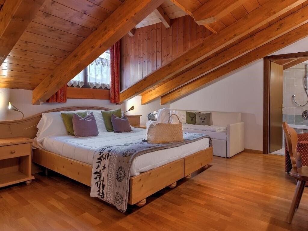 Картинка Caminetto Folgarida 4*