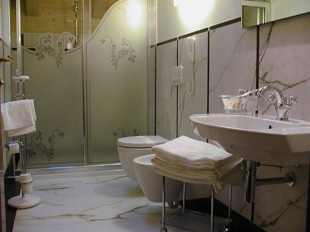 Фотографія Villa Madonna 4*
