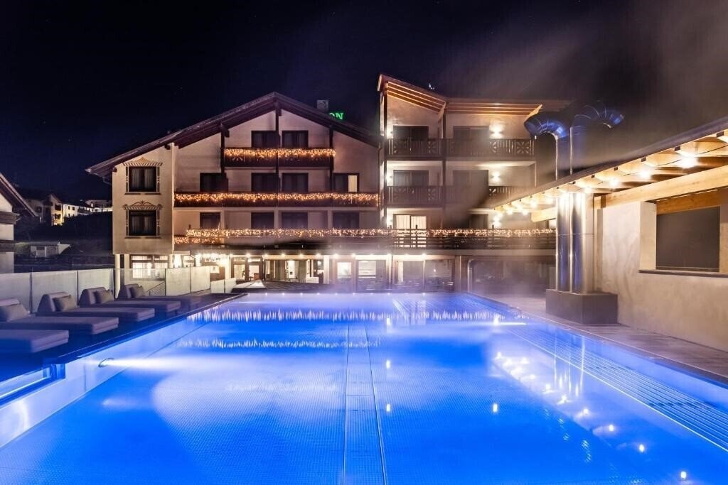 Картинка Ariston Monclassico 3*