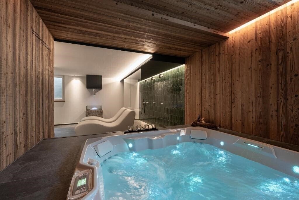 Фото Hotel Alle Rose Cavedago 3*