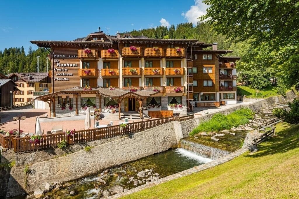 Отель Hotel St.Raphael 4*