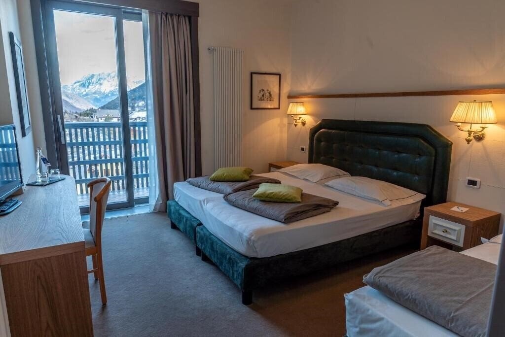 Фото Cristallo Wellness Hotel Aprica 4*