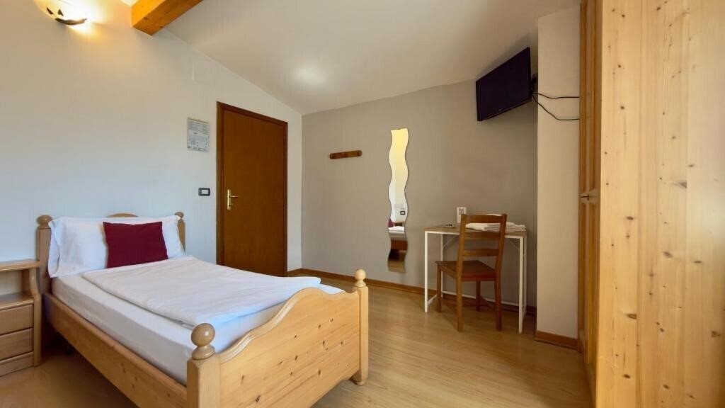 Картинка Casteluce Funivie 3*