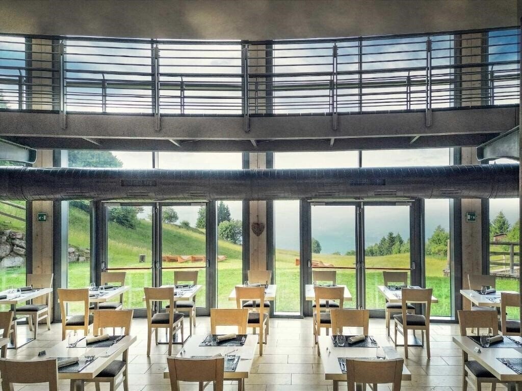 Картинка Brenta Dolomites 4*