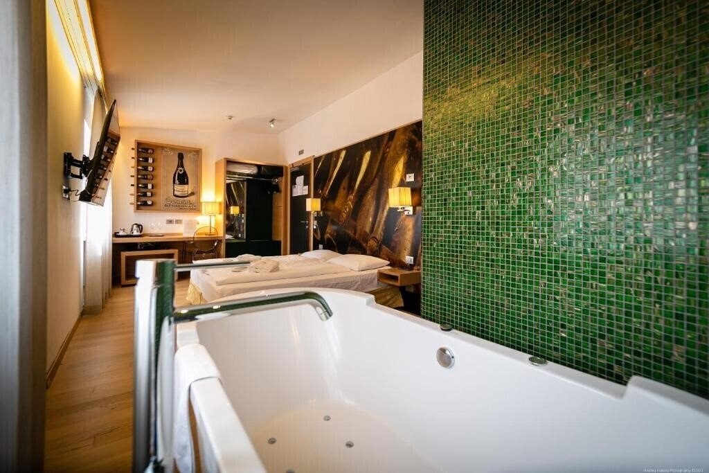 Готель Boutique Exclusive B&B Trento 4*