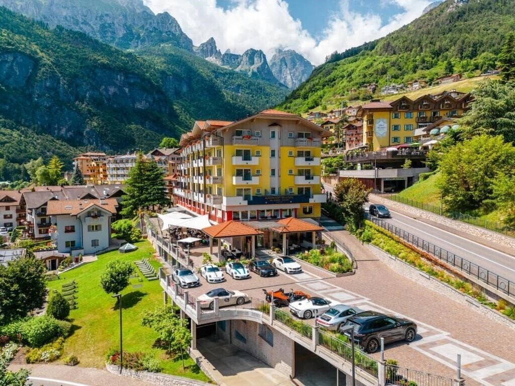 Готель Alpenresort Belvedere Wellness & Beauty Molveno 4*