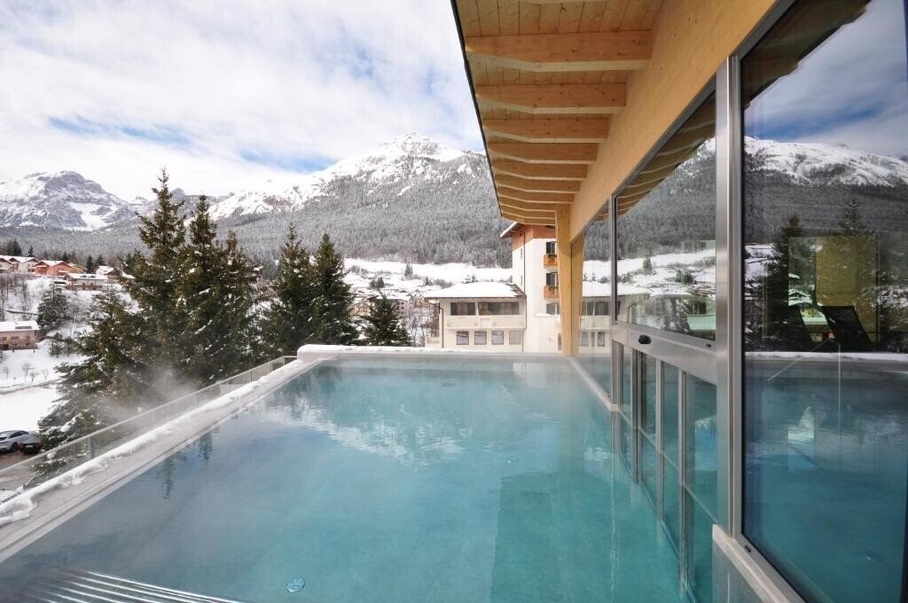 Отель Select Andalo Hotel 3*