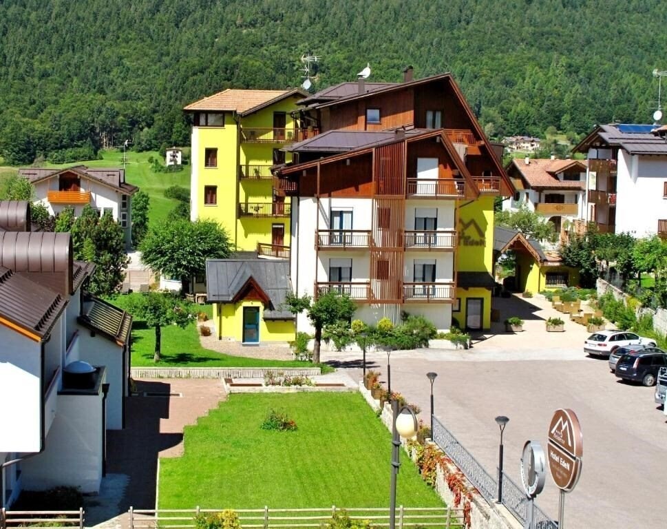 Готель Eden Hotel Andalo 3*