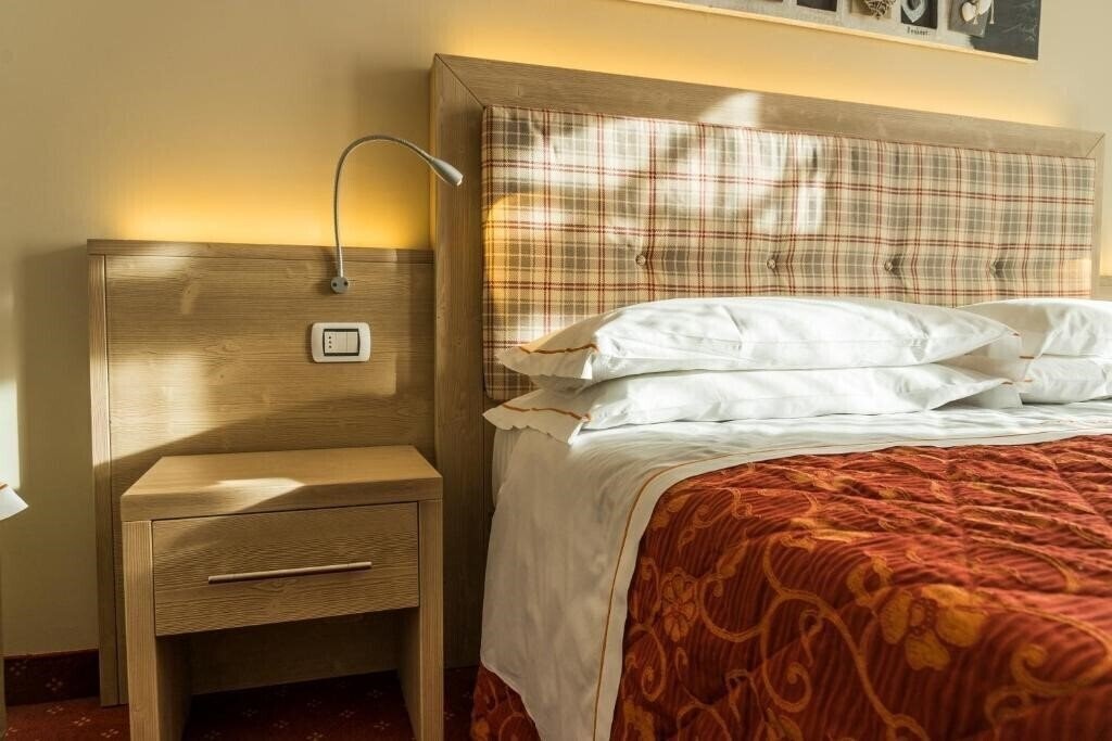 Зображення Alpina Hotel 3*