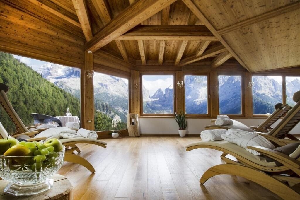 Готель Hotel Lorenzetti 4*