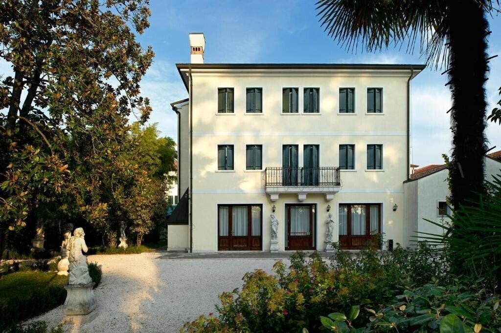 Отель Villa Pace Park Hotel Bolognese 4*