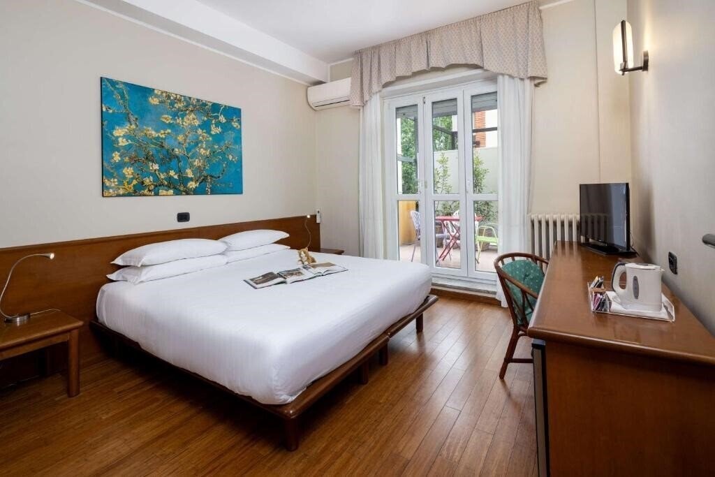 Фото Hotel Best Western Crimea Torino 4*