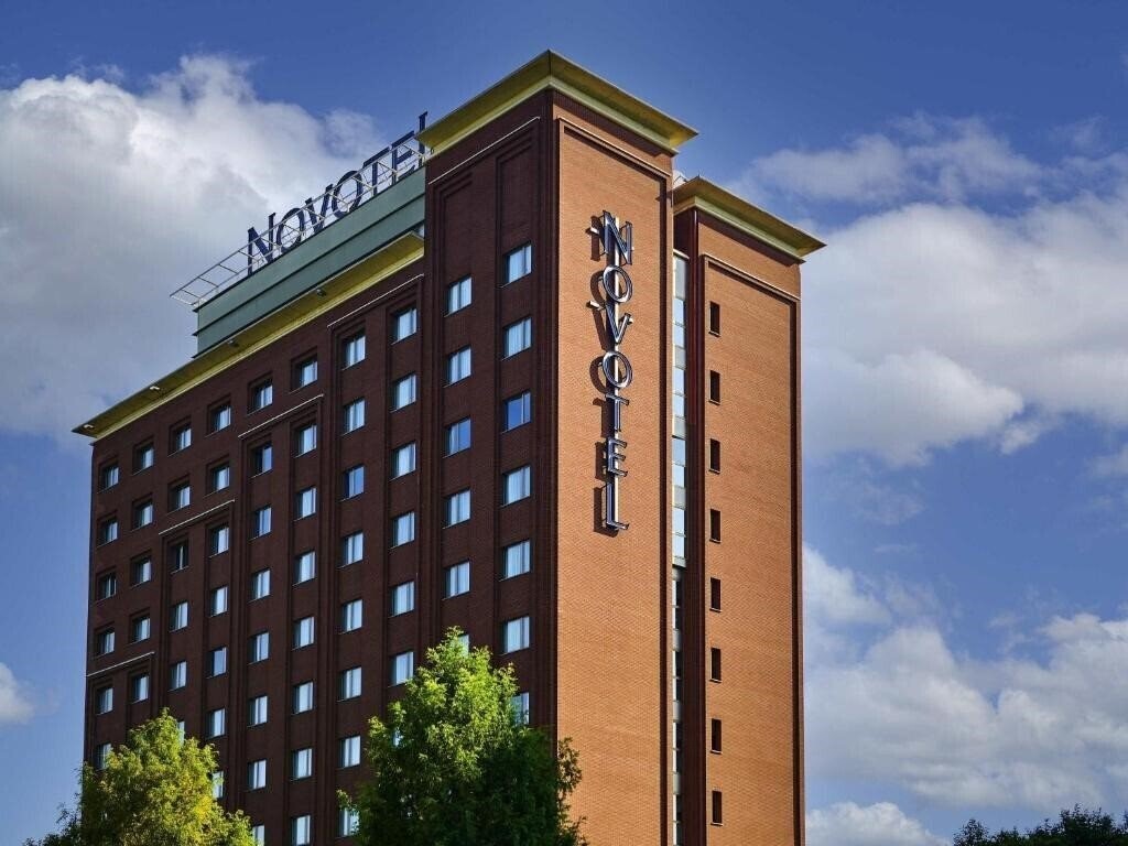Отель Novotel Torino Corso Giulio Cesare 4*