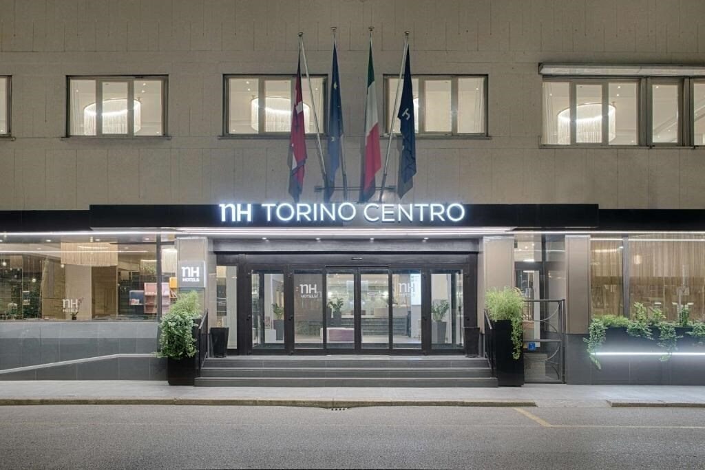 Готель NH Torino Centro 4*