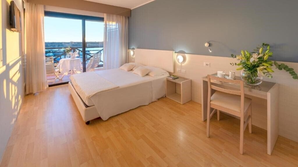 Зображення Marina Uno Hotel 4*