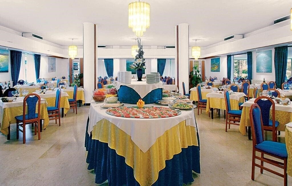 Зображення Meridianus 4*