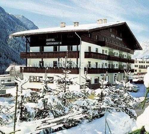 Готель Grohmann 3*