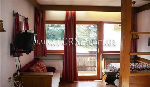 Готель Tantalus 2*