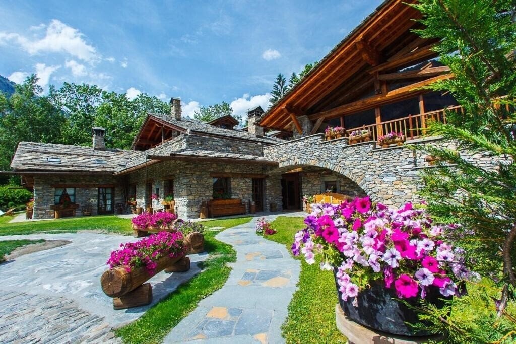 Зображення Au Coeur Des Neiges Chalet Resort 4*