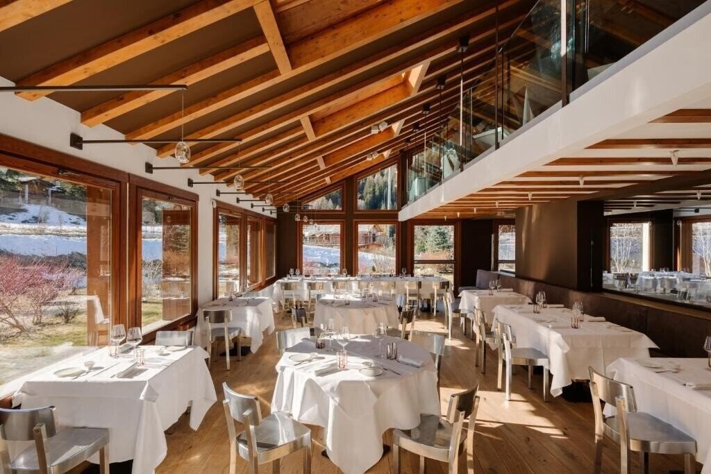 Фотографія Montana Lodge & SPA 5*