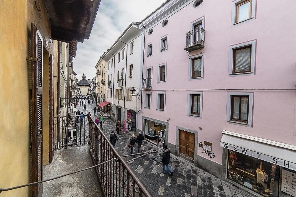 Фотографія Domus Antica Aosta 4*