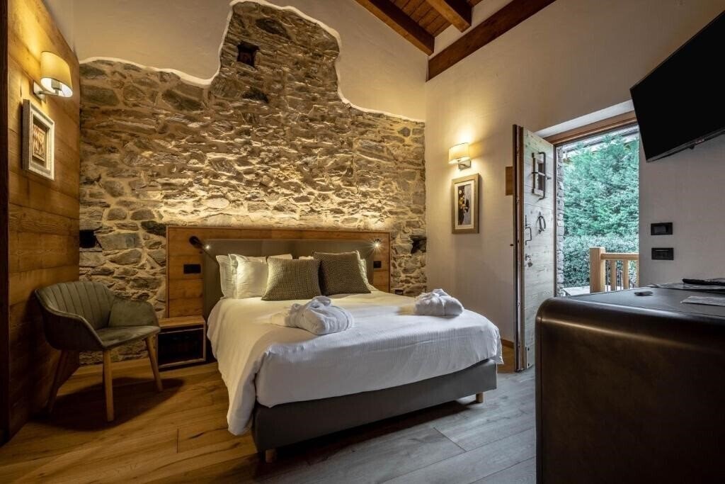 Фото Les Plaisirs D'Antan 4*