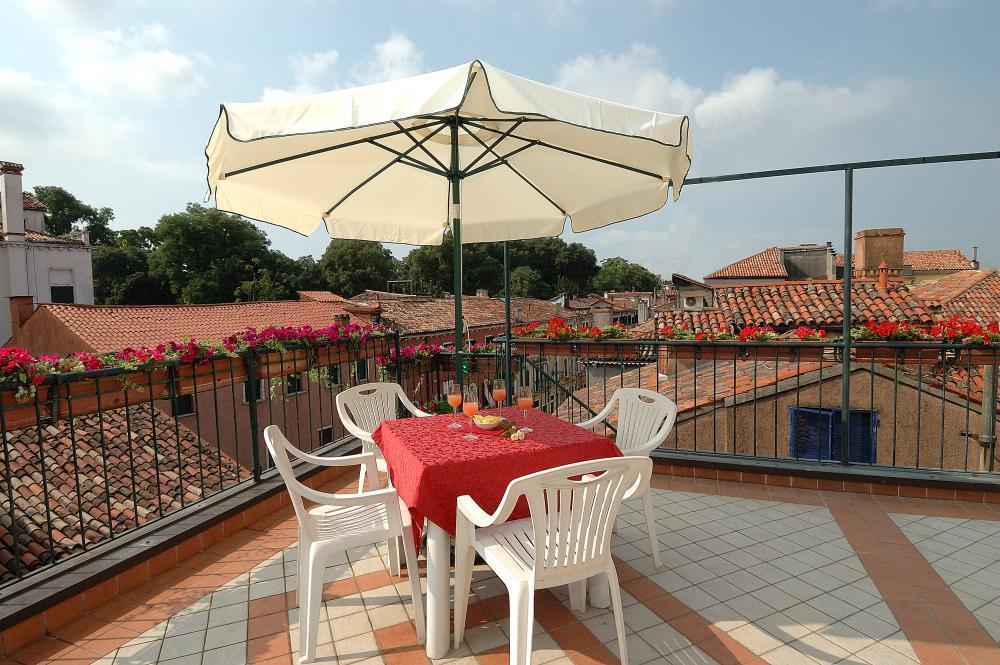 Фото Hotel Hesperia 3*