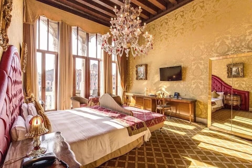 Фотографія Pesaro Palace 4*