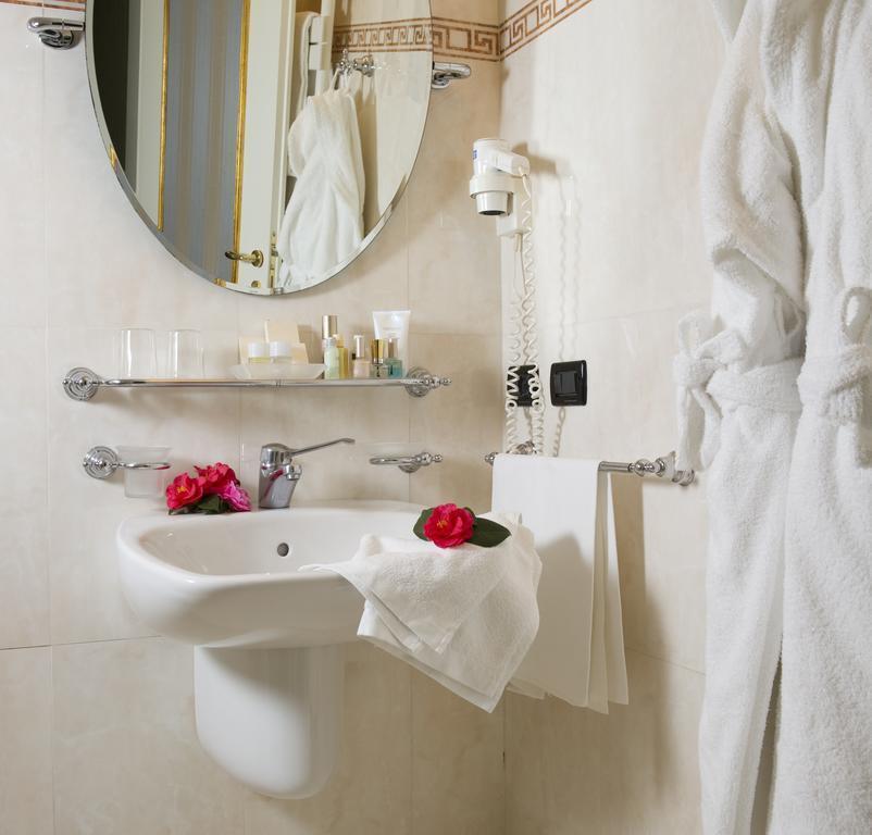 Зображення Carlton & Grand Canal 4*