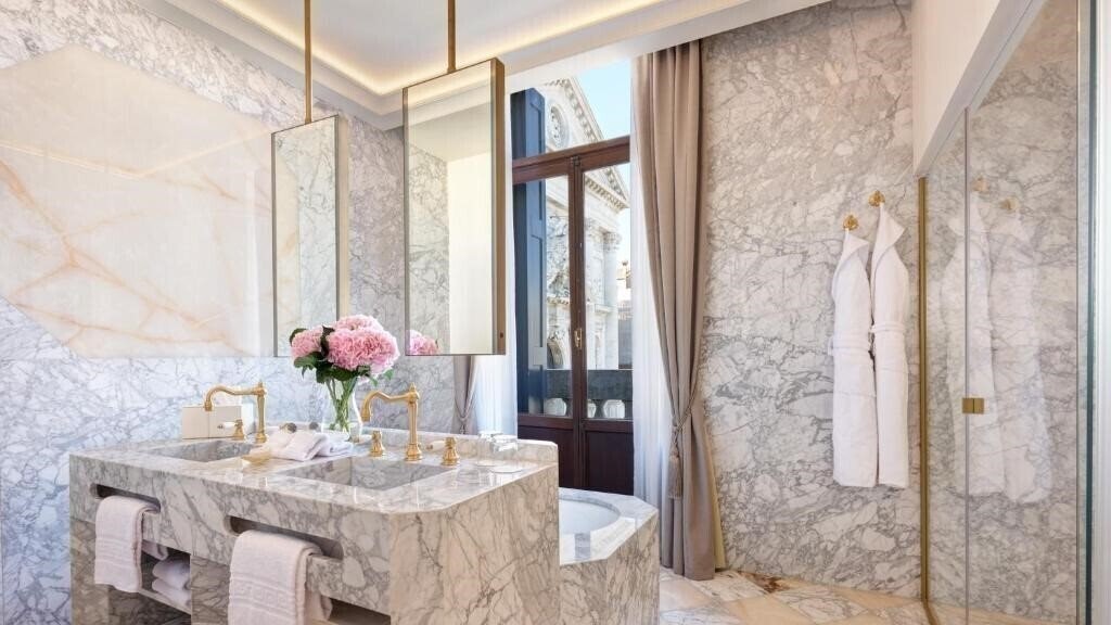 Картинка Palazzo Giovanelli & Gran Canal 4*
