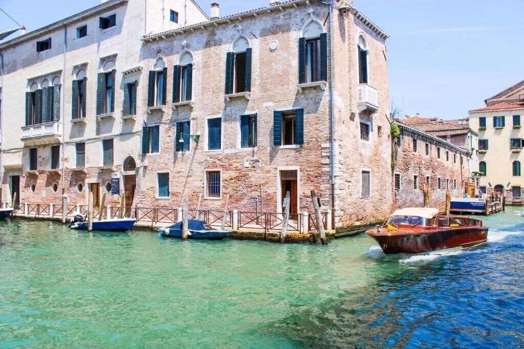 Отель Al Canal Regio 3*